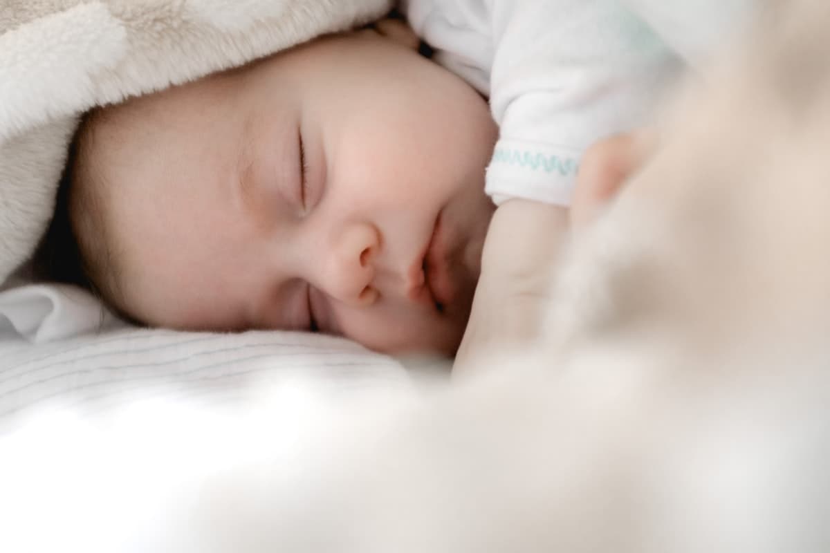 Baby Stuffy Nose Guide: Causes, Solutions, and Prevention